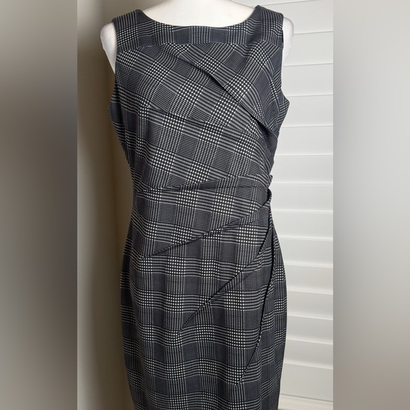Calvin Klein Black and White Plaid Dress size 12P - Picture 1 of 10
